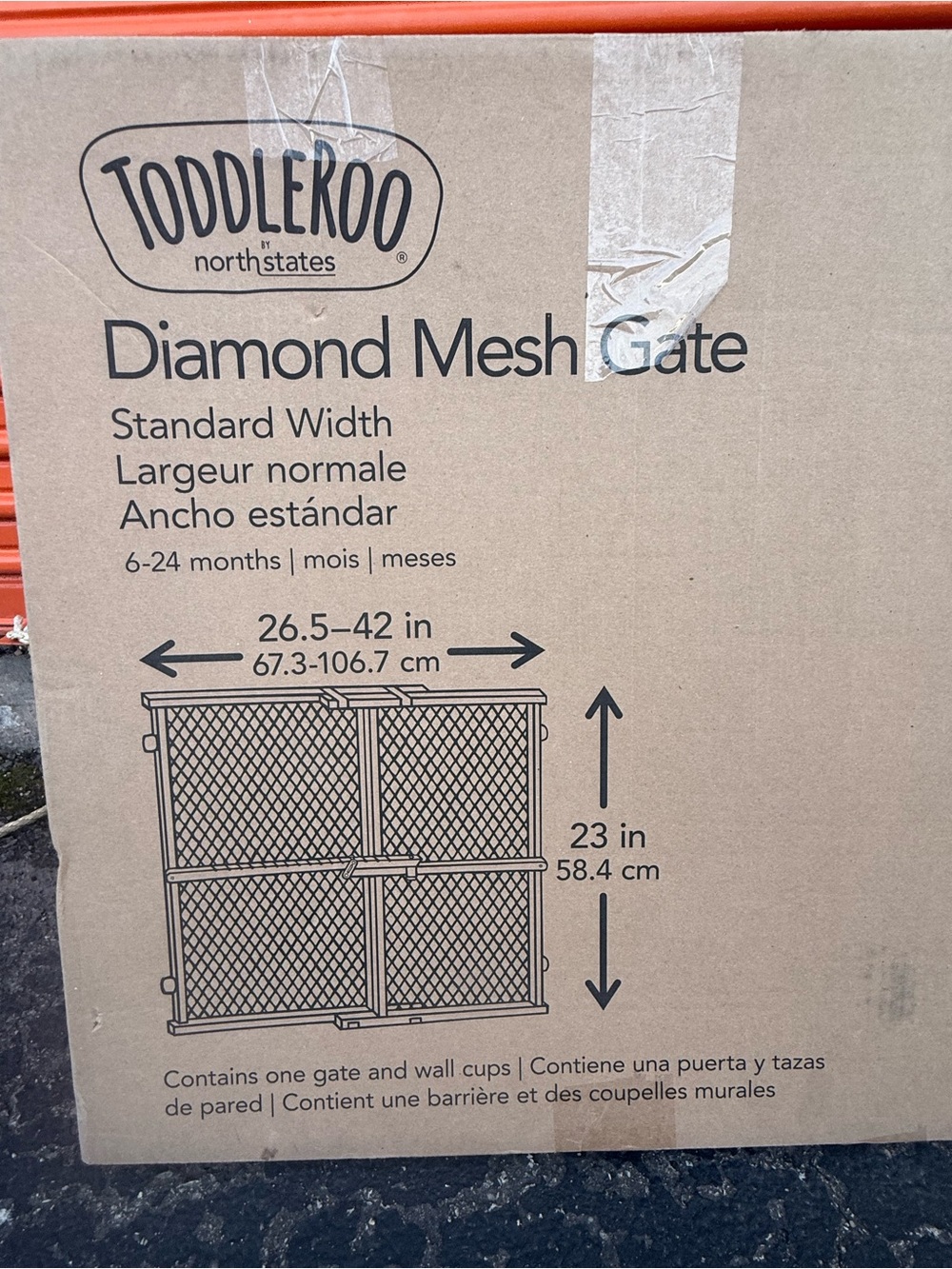 (New) Toddler Safety Gate / baby gate/ pet gate / in box